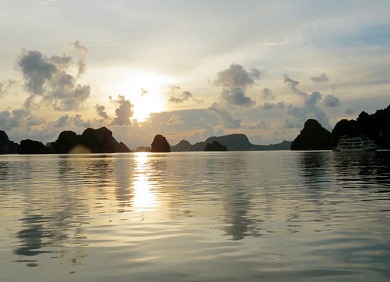 Halong Bay with 3-star Lavender Cruise (3D2N)